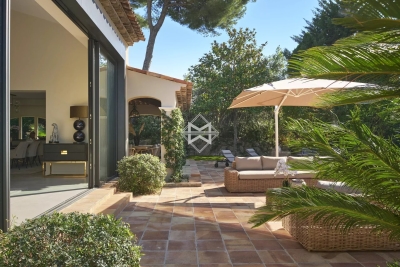 Villa in Mougins for rental from 19 000 € / week, Photo 12