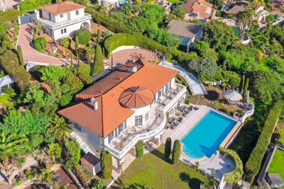 Maison &agrave; vendre &agrave; Mandelieu-la-Napoule  - 5 pi&egrave;ces 319 m&sup2; 