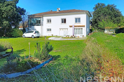 Maison &agrave; vendre &agrave; SAUJON  - 6 pi&egrave;ces - 150 m&sup2; 