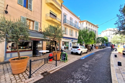 Commerce &agrave; vendre &agrave; VENCE  - 1 pi&egrave;ces - 18 m&sup2; 