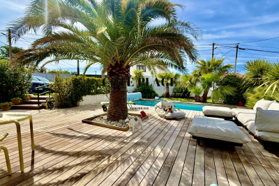 Maison &agrave; vendre &agrave; ROYAN  - 7 pi&egrave;ces - 210 m&sup2; 