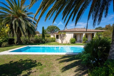 Maison &agrave; vendre &agrave; GRIMAUD   - 244 m&sup2; 