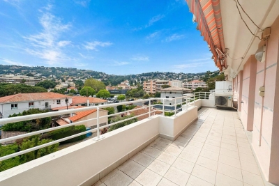 Appartement &agrave; vendre &agrave; GOLFE JUAN  - 4 pi&egrave;ces - 78 m&sup2; 