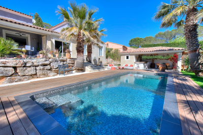 Maison &agrave; vendre &agrave; St-Raphaël  - 5 pi&egrave;ces 185 m&sup2; 