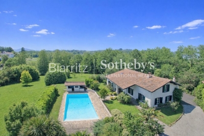Maison &agrave; vendre &agrave; ASCAIN  - 9 pi&egrave;ces - 275 m&sup2; 