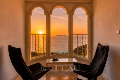 Maison &agrave; vendre &agrave; RAYOL-CANADEL-SUR-MER  - 7 pi&egrave;ces - 190 m&sup2; 
