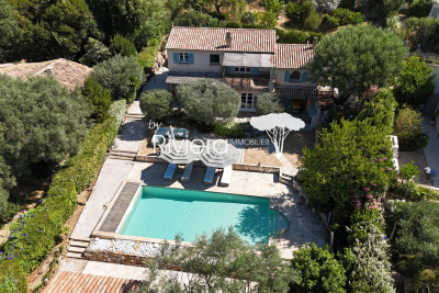Maison &agrave; vendre &agrave; LA CROIX-VALMER  - 5 pi&egrave;ces - 145 m&sup2; 