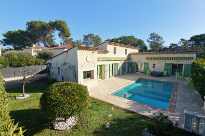Maison &agrave; vendre &agrave; MOUGINS  - 5 pi&egrave;ces - 190 m&sup2; 