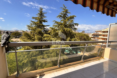 Appartement &agrave; vendre &agrave; FRÉJUS  - 3 pi&egrave;ces - 69 m&sup2; 