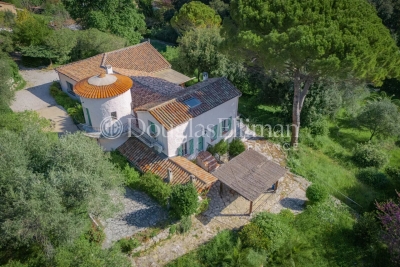 Maison &agrave; vendre &agrave; CANNES  - 6 pi&egrave;ces - 237 m&sup2; 