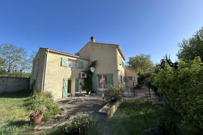 Bien &agrave; vendre &agrave; immobilier PELISSANNE   - 374 m&sup2; 