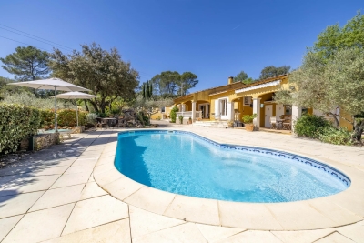 Maison &agrave; vendre &agrave; MONTFORT-SUR-ARGENS  - 5 pi&egrave;ces - 165 m&sup2; 