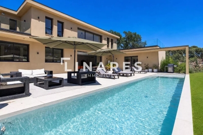 Maison &agrave; vendre &agrave; MARSEILLE 11EME Brunet - 5 pi&egrave;ces - 240 m&sup2; 