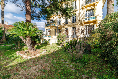 Appartement &agrave; vendre &agrave; NICE Pasteur - 6 pi&egrave;ces - 154 m&sup2; 