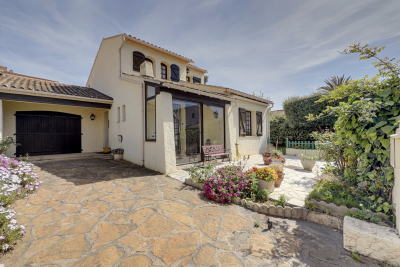 Maison &agrave; vendre &agrave; LE BRUSC  - 4 pi&egrave;ces - 96 m&sup2; 