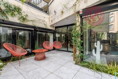 Appartement &agrave; vendre &agrave; PARIS 19EME  - 2 pi&egrave;ces - 159 m&sup2; 