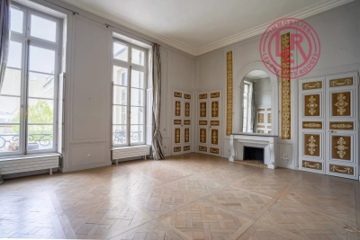 Appartement &agrave; vendre &agrave; PARIS 3EME Enfants Rouges - 4 pi&egrave;ces - 135 m&sup2; 