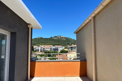 Appartement &agrave; vendre &agrave; SIX-FOURS-LES-PLAGES  - 5 pi&egrave;ces - 140 m&sup2; 