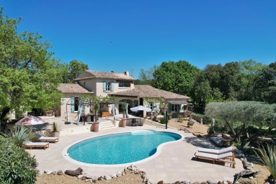 Maison &agrave; vendre &agrave; UZÈS  - 6 pi&egrave;ces - 190 m&sup2; 