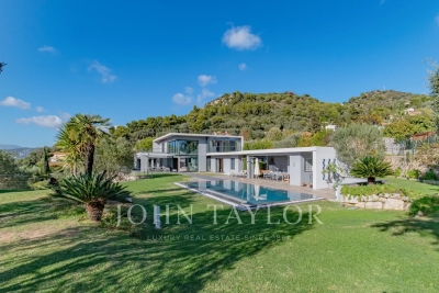 Maison &agrave; vendre &agrave; NICE  - 8 pi&egrave;ces - 490 m&sup2; 