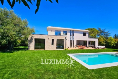 Villa à Mougins &agrave; louer à partir de 20 000 € / semaine, Photo 15