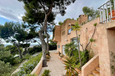 Maison &agrave; vendre &agrave; TOULON  - 5 pi&egrave;ces - 215 m&sup2; 