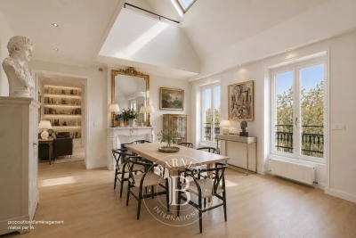 Appartement &agrave; vendre &agrave; PARIS 17EME  - 5 pi&egrave;ces - 130 m&sup2; 