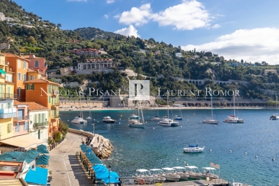 Appartement &agrave; vendre &agrave; VILLEFRANCHE-SUR-MER  - 2 pi&egrave;ces - 55 m&sup2; 