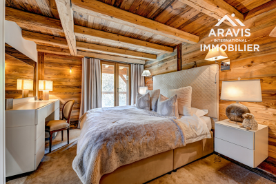 Maison &agrave; vendre &agrave; ARACHES-LA-FRASSE  - 8 pi&egrave;ces - 273 m&sup2; 