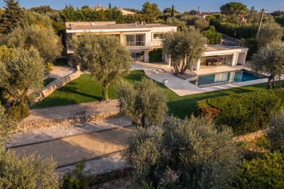 Maison &agrave; vendre &agrave; VALBONNE  - 5 pi&egrave;ces - 210 m&sup2; 