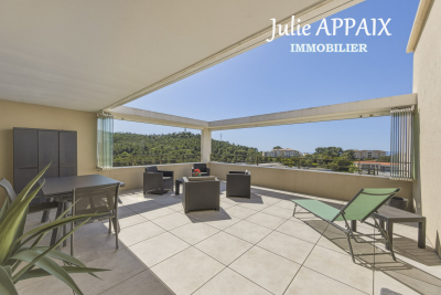 Appartement &agrave; vendre &agrave; ST-RAPHAËL  - 4 pi&egrave;ces - 96 m&sup2; 