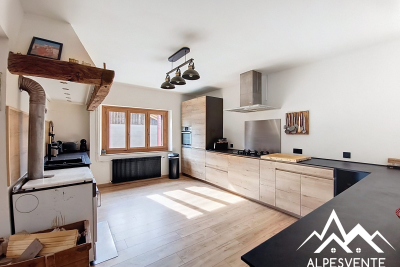 Maison &agrave; vendre &agrave; LULLIN  - 6 pi&egrave;ces - 191 m&sup2; 