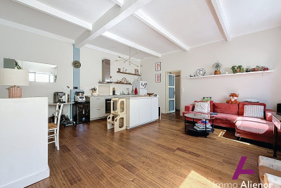 Appartement &agrave; vendre &agrave; BORDEAUX  - 2 pi&egrave;ces - 54 m&sup2; 