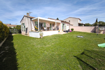 Maison &agrave; vendre &agrave; SALON-DE-PROVENCE  - 5 pi&egrave;ces - 104 m&sup2; 