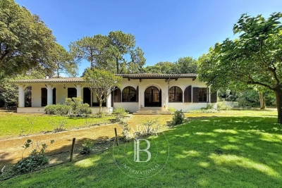 Maison &agrave; vendre &agrave; PYLA-SUR-MER  - 7 pi&egrave;ces - 305 m&sup2; 
