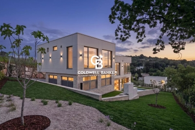 Maison &agrave; vendre &agrave; BIOT  - 6 pi&egrave;ces - 232 m&sup2; 