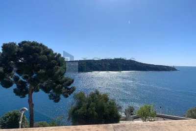 Maison &agrave; vendre &agrave; NICE  - 7 pi&egrave;ces - 290 m&sup2; 