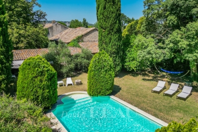 Maison &agrave; vendre &agrave; Taillades  - 12 pi&egrave;ces 400 m&sup2; 