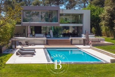 Maison &agrave; vendre &agrave; AIX-EN-PROVENCE Rognes - 10 pi&egrave;ces - 529 m&sup2; 