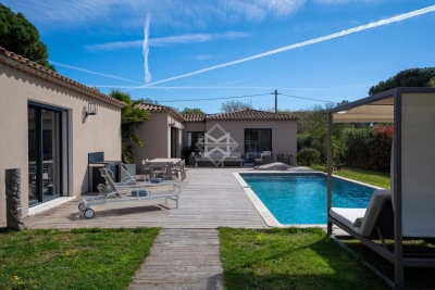 Villa à Grimaud &agrave; louer à partir de 8 000 € / semaine, Photo 3
