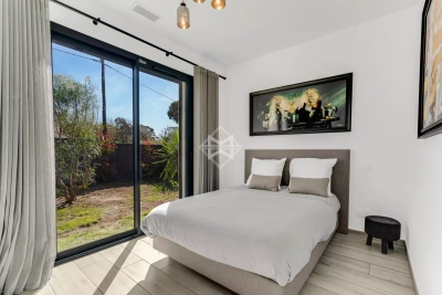 Villa à Grimaud &agrave; louer à partir de 8 000 € / semaine, Photo 6