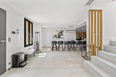 Appartement à Cannes &agrave; louer à partir de 7 800 € / semaine, Photo 8
