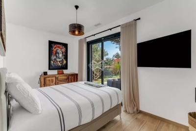 Villa à Grimaud &agrave; louer à partir de 8 000 € / semaine, Photo 8