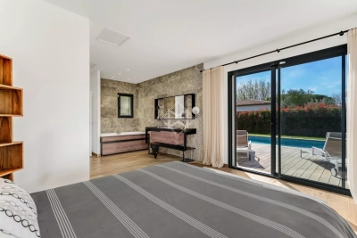 Villa à Grimaud &agrave; louer à partir de 8 000 € / semaine, Photo 10