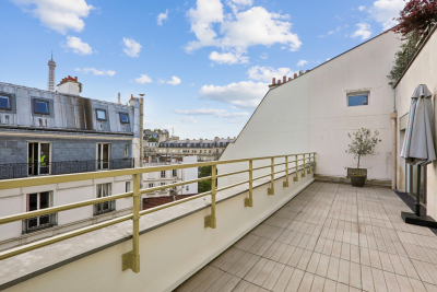 Appartement &agrave; vendre &agrave; PARIS 16EME  - 4 pi&egrave;ces - 80 m&sup2; 