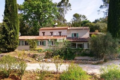 Maison &agrave; vendre &agrave; LORGUES  - 6 pi&egrave;ces - 166 m&sup2; 