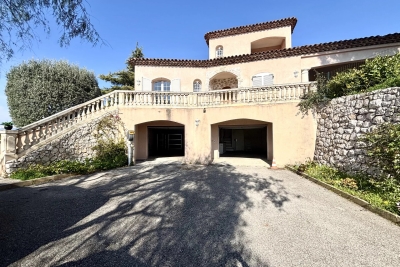 Maison &agrave; vendre &agrave; NICE  - 4 pi&egrave;ces - 229 m&sup2; 