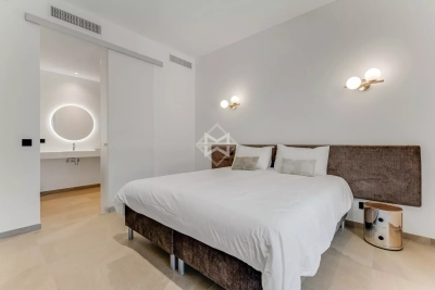 Villa à Gassin &agrave; louer à partir de 22 000 € / semaine, Photo 13