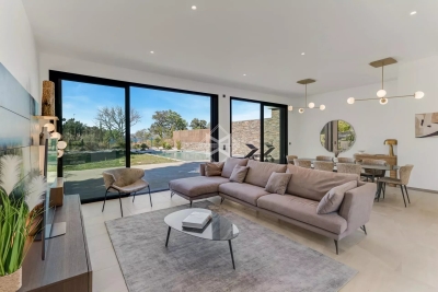Villa à Gassin &agrave; louer à partir de 22 000 € / semaine, Photo 3