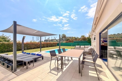 Villa à Antibes &agrave; louer à partir de 30 000 € / semaine, Photo 5